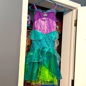 Disney princess dress size 5/6